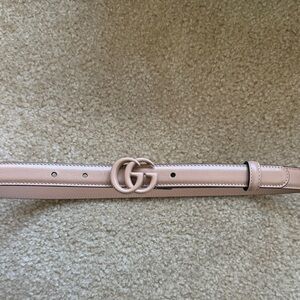 Gucci  nude Leather Belt